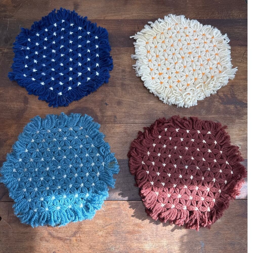 Handmade Vintage Hexagon Shape Crocheted Hot Pad Trivet Coaster Doilies Set of 4